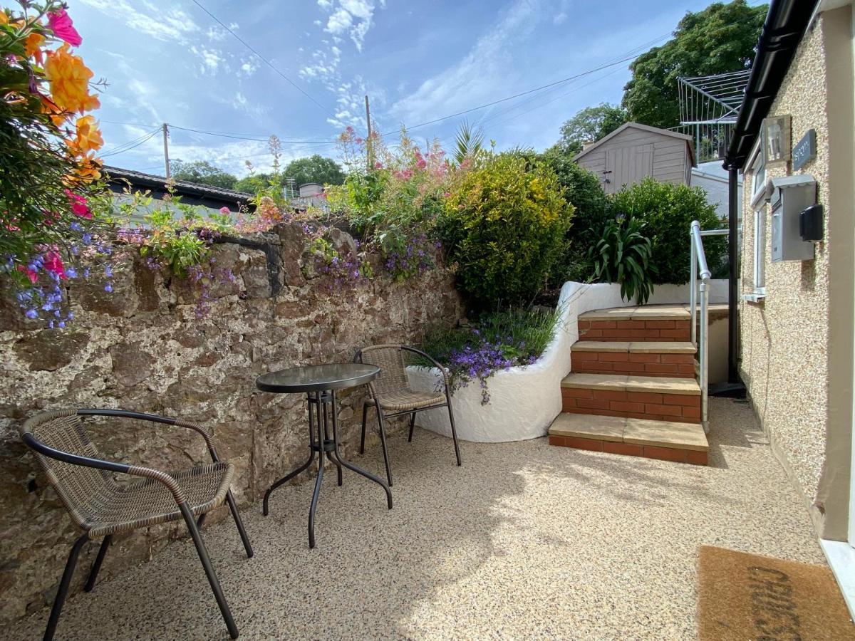 Llandudno Boutique Style Seaside Retreat With Stunning Views Villa Rhos-on-Sea Exterior photo